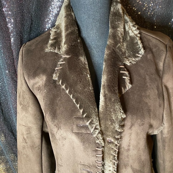 Jacket - Picture 4 of 6